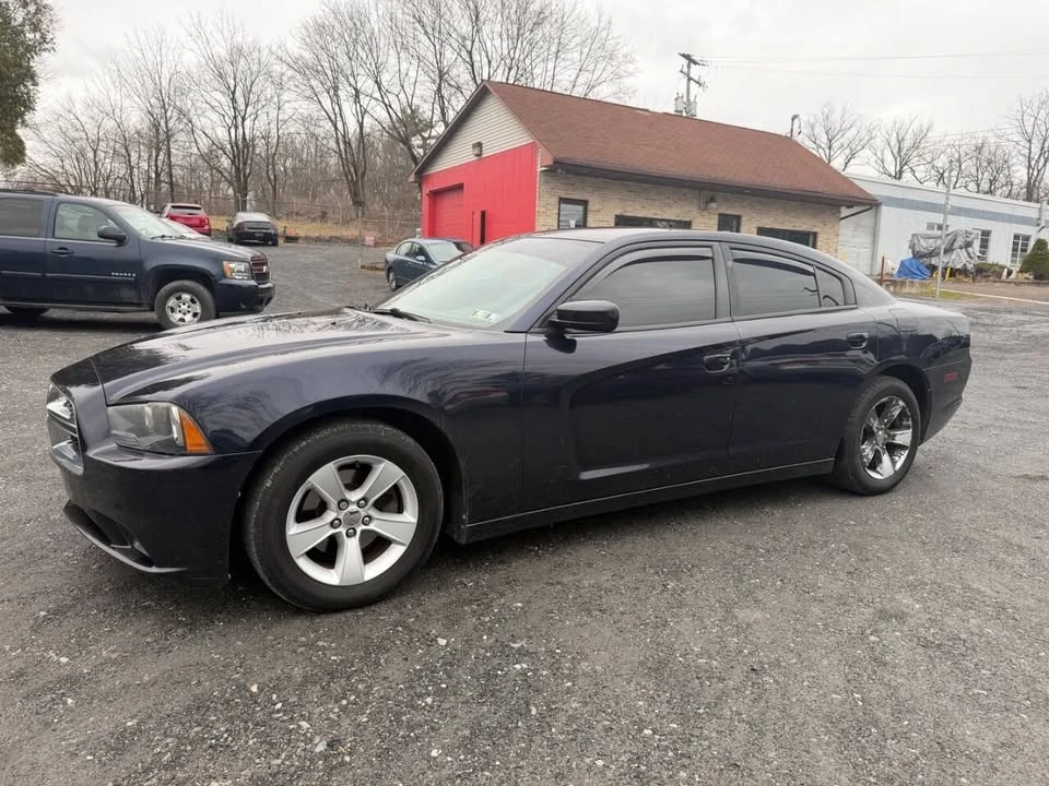2012 Dodge Charger 7th Gen - Image 9 of 16
