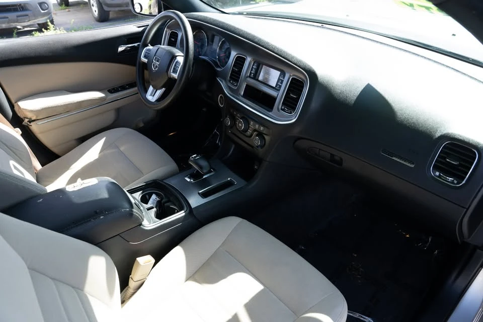 2012 Dodge Charger 7th Gen - Image 14 of 20