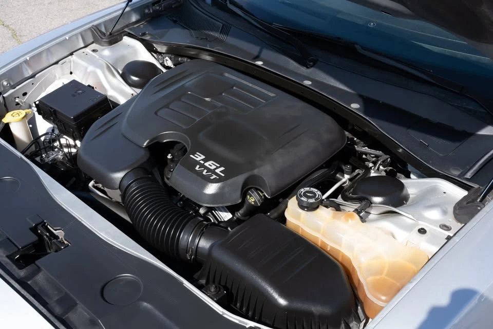 2012 Dodge Charger 7th Gen - Image 10 of 20