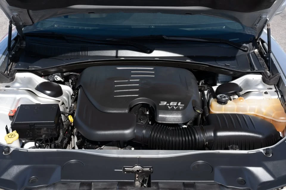 2012 Dodge Charger 7th Gen - Image 11 of 20