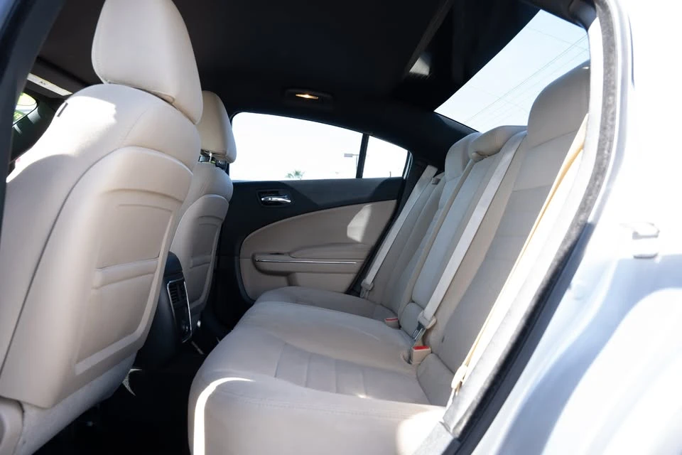 2012 Dodge Charger 7th Gen - Image 13 of 20