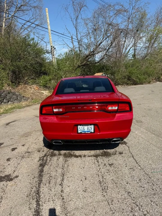 2012 Dodge Charger 7th Gen - Image 5 of 14