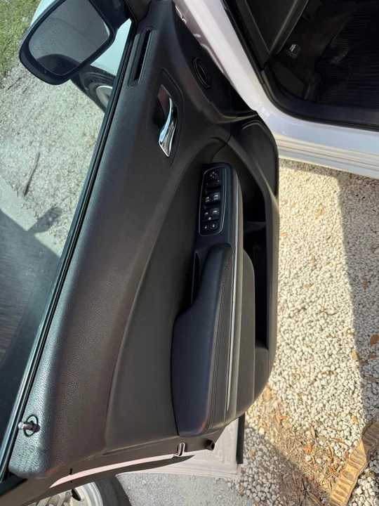 2012 Dodge Charger 7th Gen - Image 7 of 8