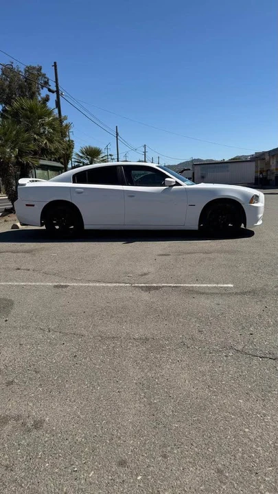2012 Dodge Charger - Image 5 of 8