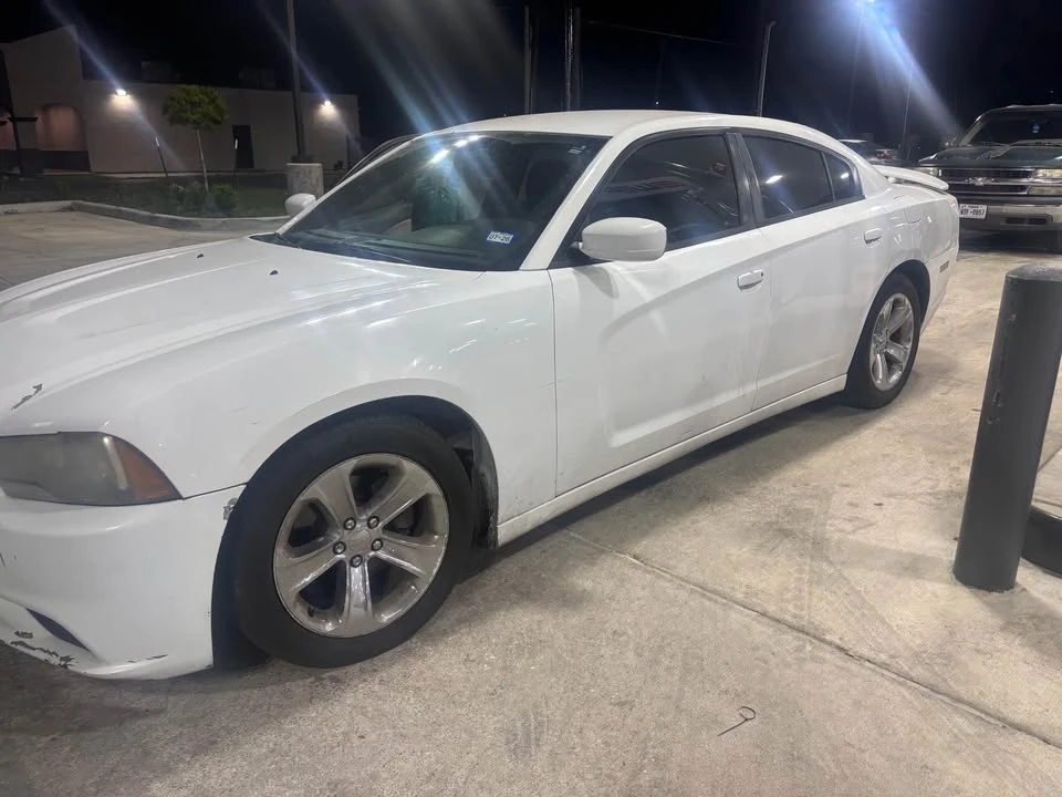 2012 Dodge Charger 7th Gen - Image 2 of 8