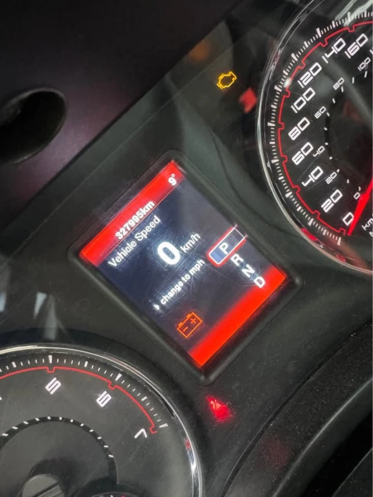 2012 Dodge Charger 7th Gen - Image 5 of 6