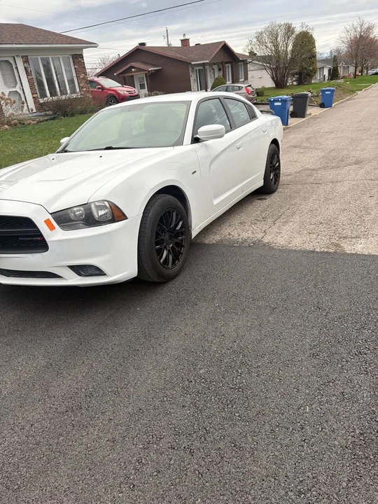 2012 Dodge Charger 7th Gen - Image 7 of 15