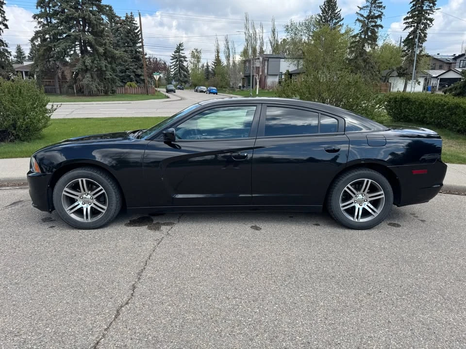 2012 Dodge Charger 7th Gen - Image 2 of 9