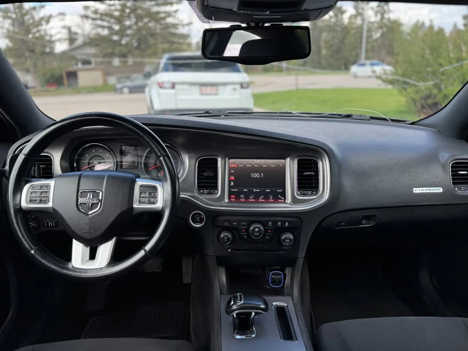 2012 Dodge Charger 7th Gen - Image 5 of 9