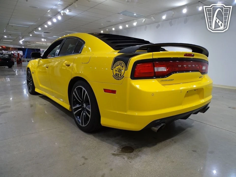 2012 Dodge Charger 7th Gen - Image 11 of 12