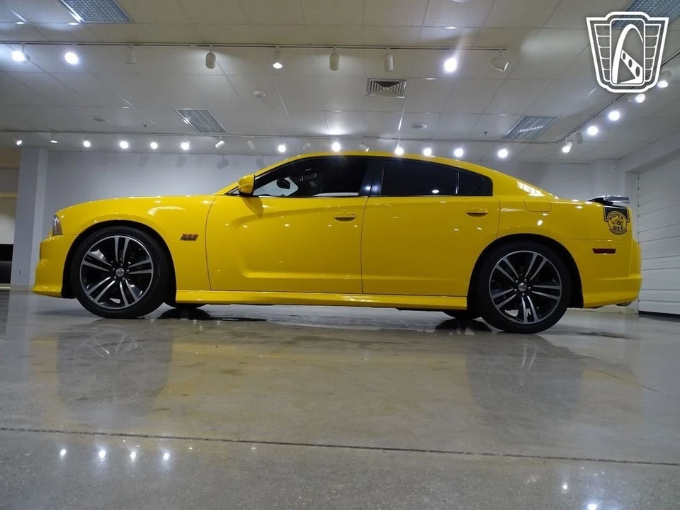 2012 Dodge Charger 7th Gen - Image 10 of 21