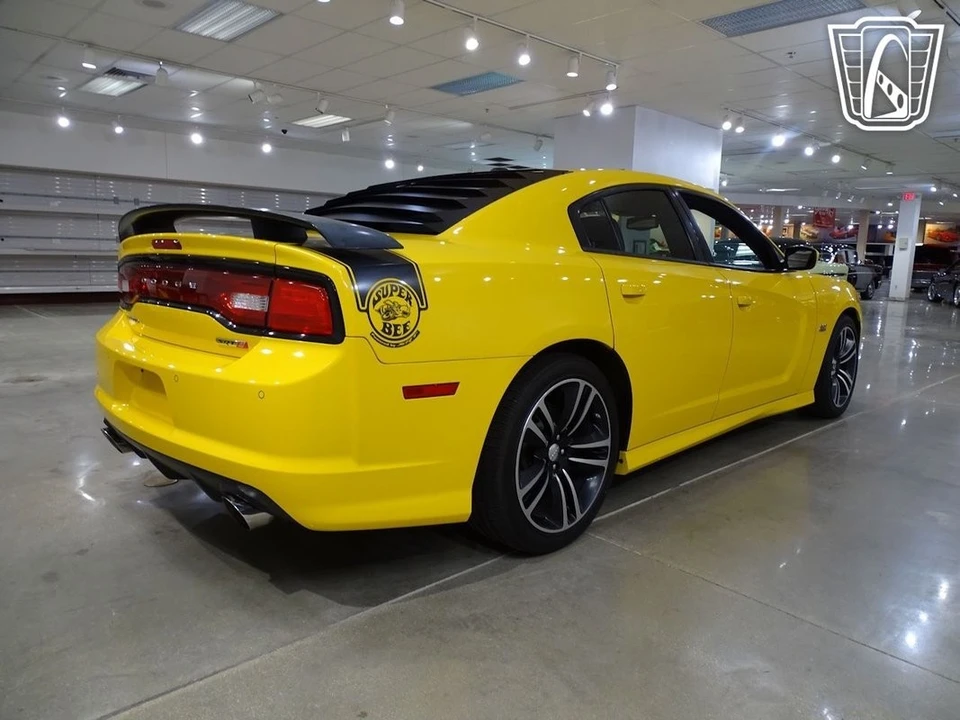 2012 Dodge Charger 7th Gen - Image 17 of 21