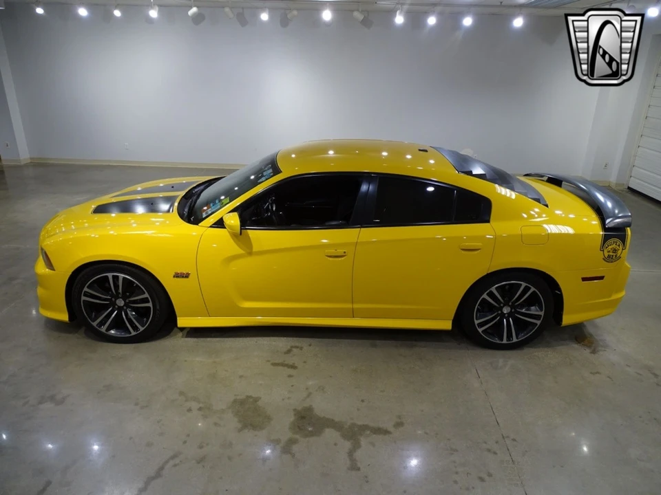 2012 Dodge Charger 7th Gen - Image 4 of 12