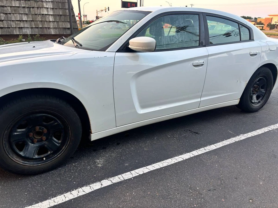 2012 Dodge Charger 7th Gen - Image 9 of 18