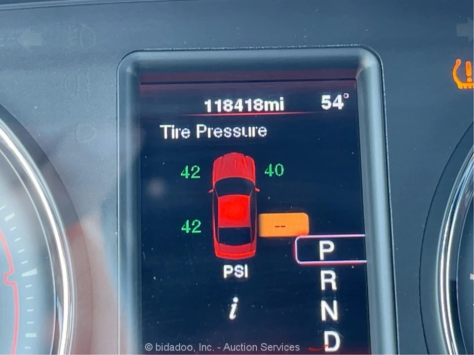 2012 Dodge Charger 7th Gen - Image 9 of 12