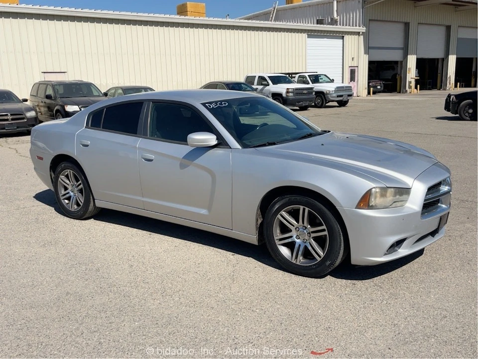 2012 Dodge Charger 7th Gen - Image 2 of 12