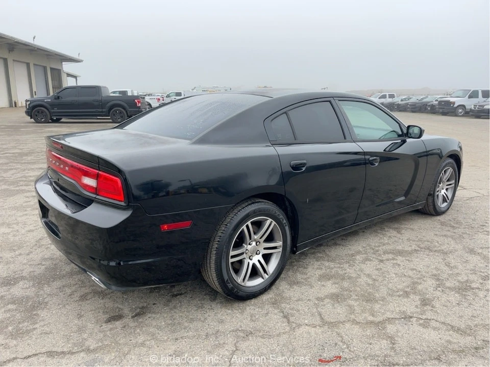 2012 Dodge Charger 7th Gen - Image 4 of 12