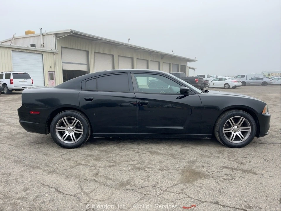 2012 Dodge Charger 7th Gen - Image 6 of 12
