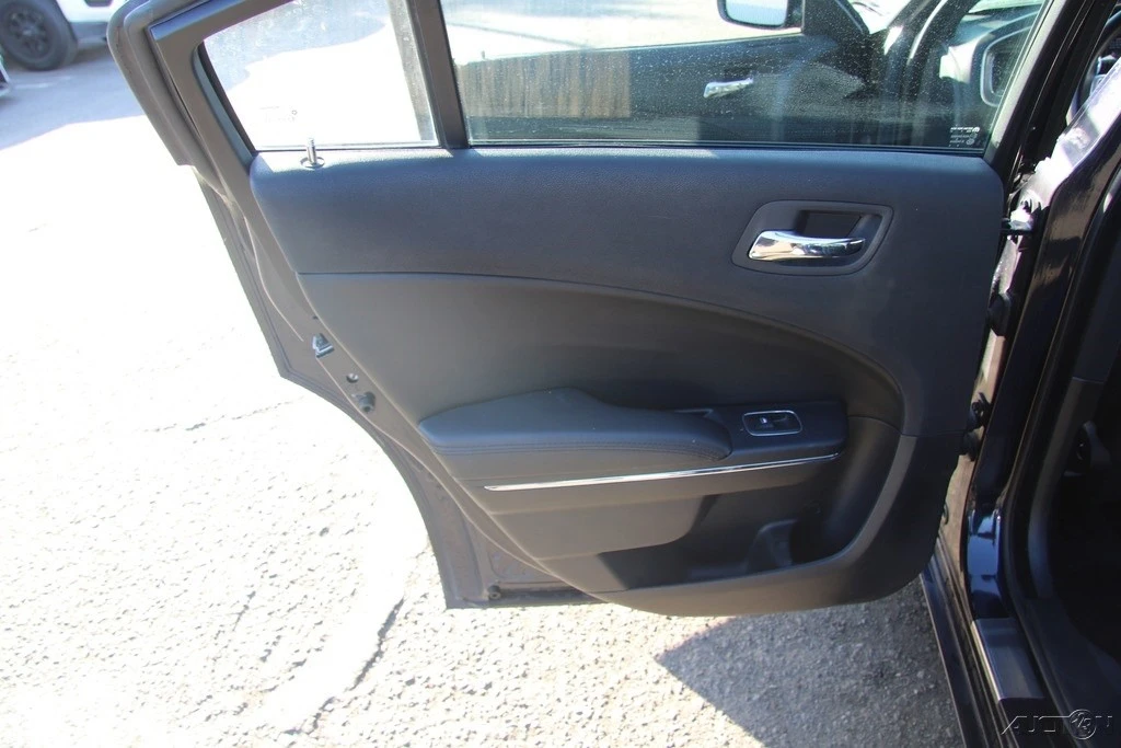 2012 Dodge Charger 7th Gen - Image 18 of 21