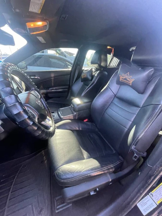 2012 Dodge Charger 7th Gen - Image 6 of 8