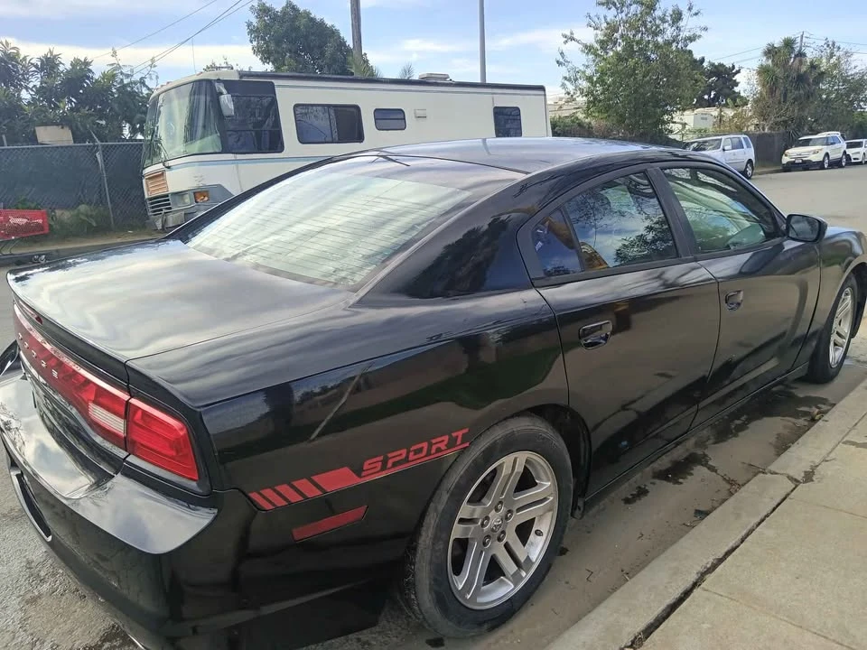 2012 Dodge Charger 7th Gen - Image 2 of 2
