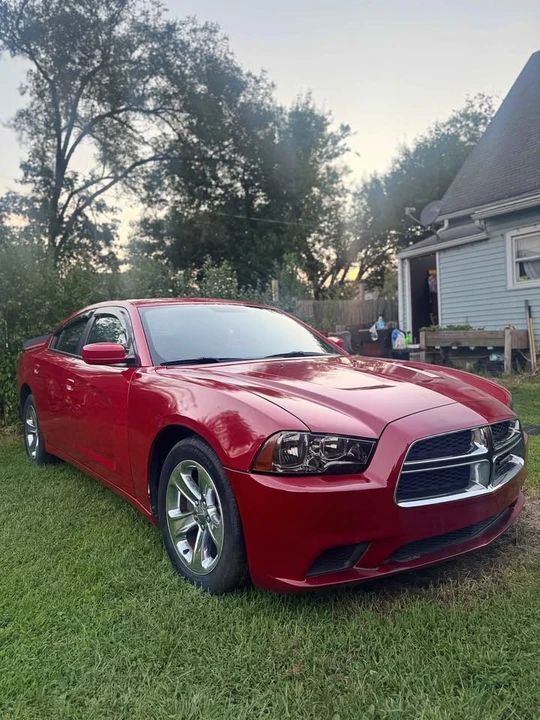 2012 Dodge Charger 7th Gen - Image 5 of 9