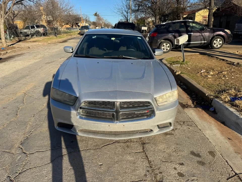 2012 Dodge Charger 7th Gen - Image 2 of 12