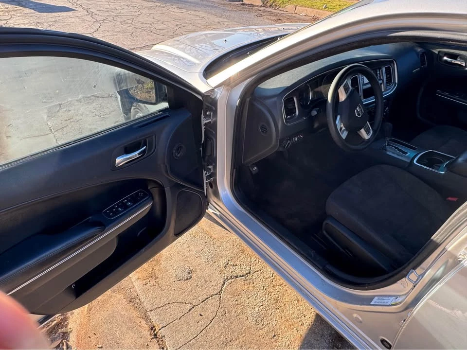 2012 Dodge Charger 7th Gen - Image 10 of 12