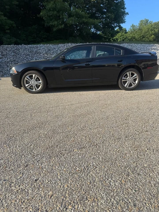 2012 Dodge Charger 7th Gen - Image 3 of 17