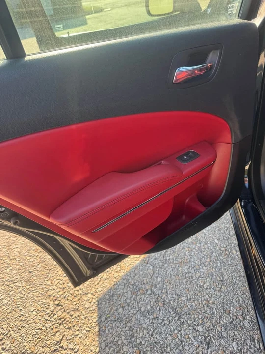 2012 Dodge Charger 7th Gen - Image 13 of 17