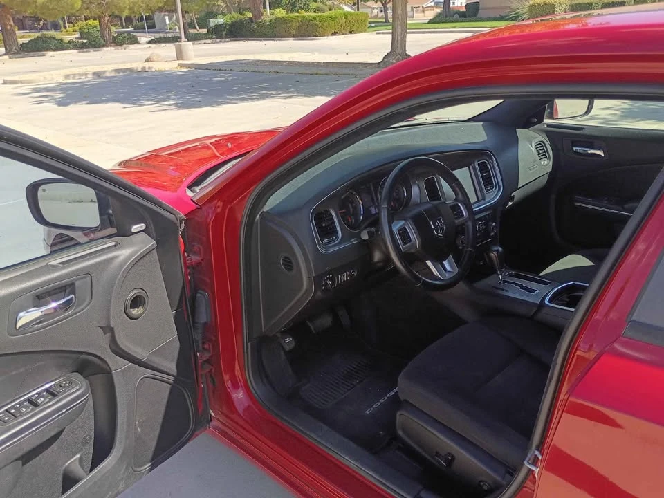 2012 Dodge Charger 7th Gen - Image 11 of 14