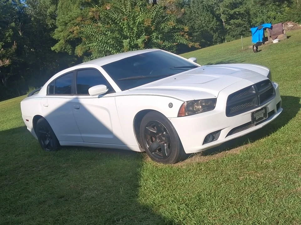 2012 Dodge Charger 7th Gen - Image 2 of 3