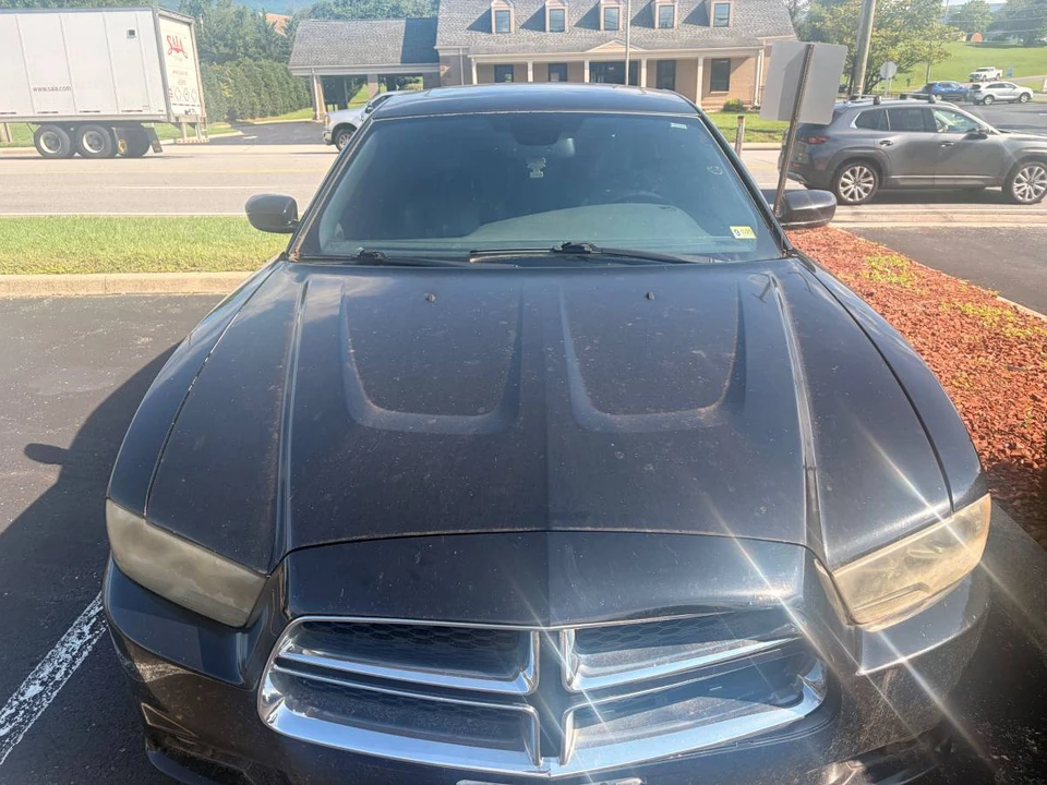 2012 Dodge Charger 7th Gen - Image 2 of 4