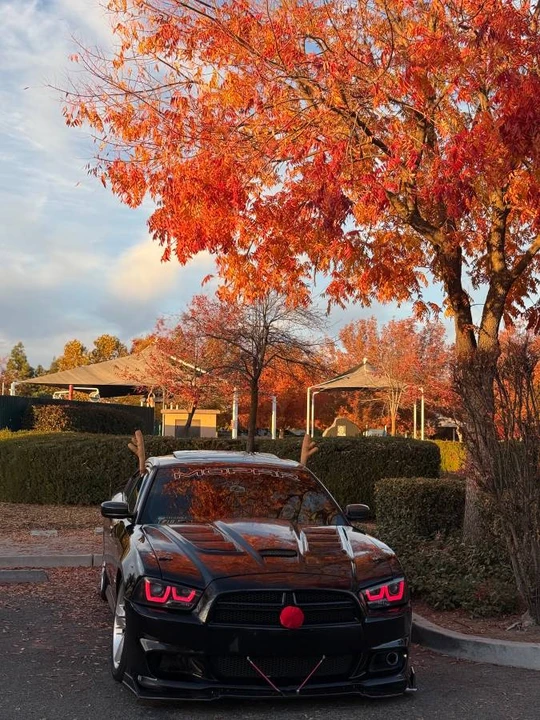 2012 Dodge Charger 7th Gen - Image 6 of 10