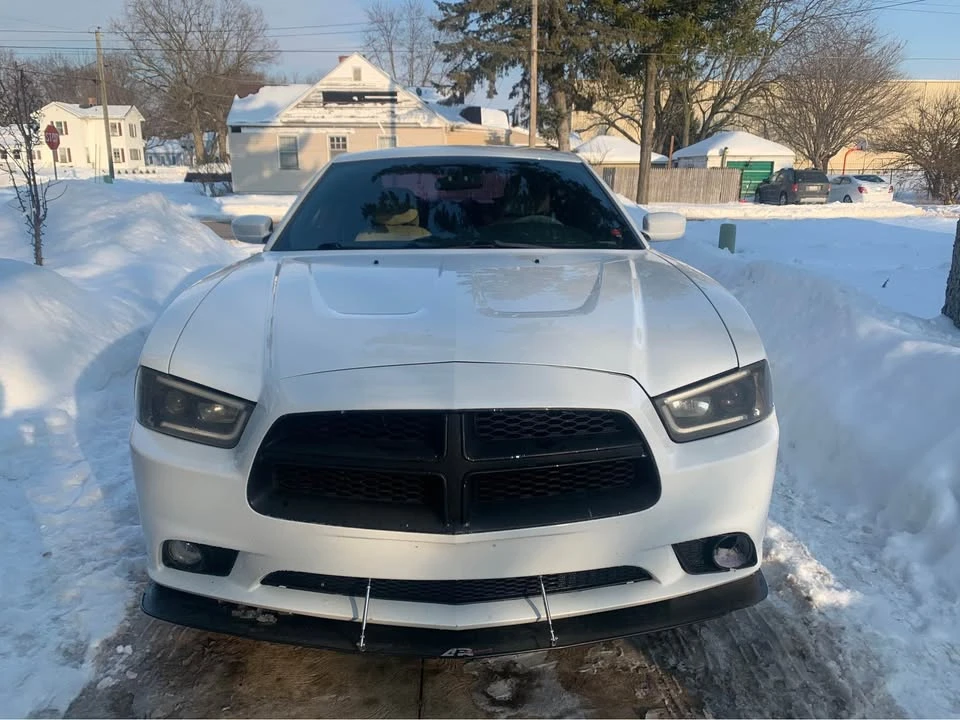 2012 Dodge Charger 7th Gen - Image 3 of 4