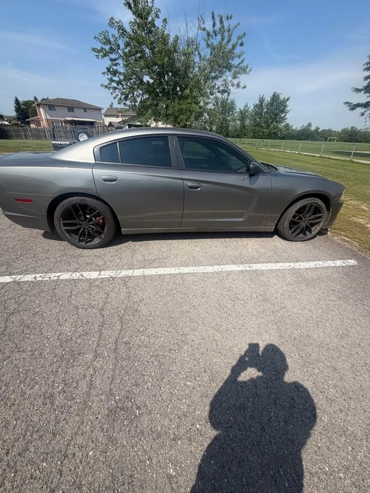 2012 Dodge Charger 7th Gen - Image 5 of 9