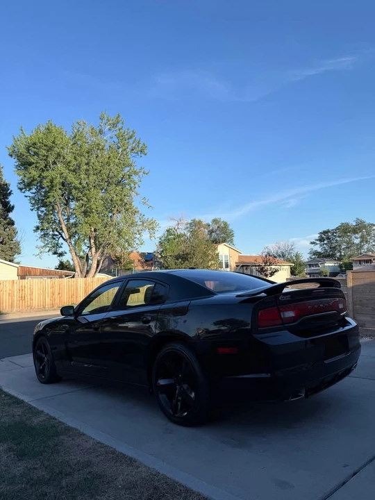 2012 Dodge Charger 7th Gen - Image 5 of 9