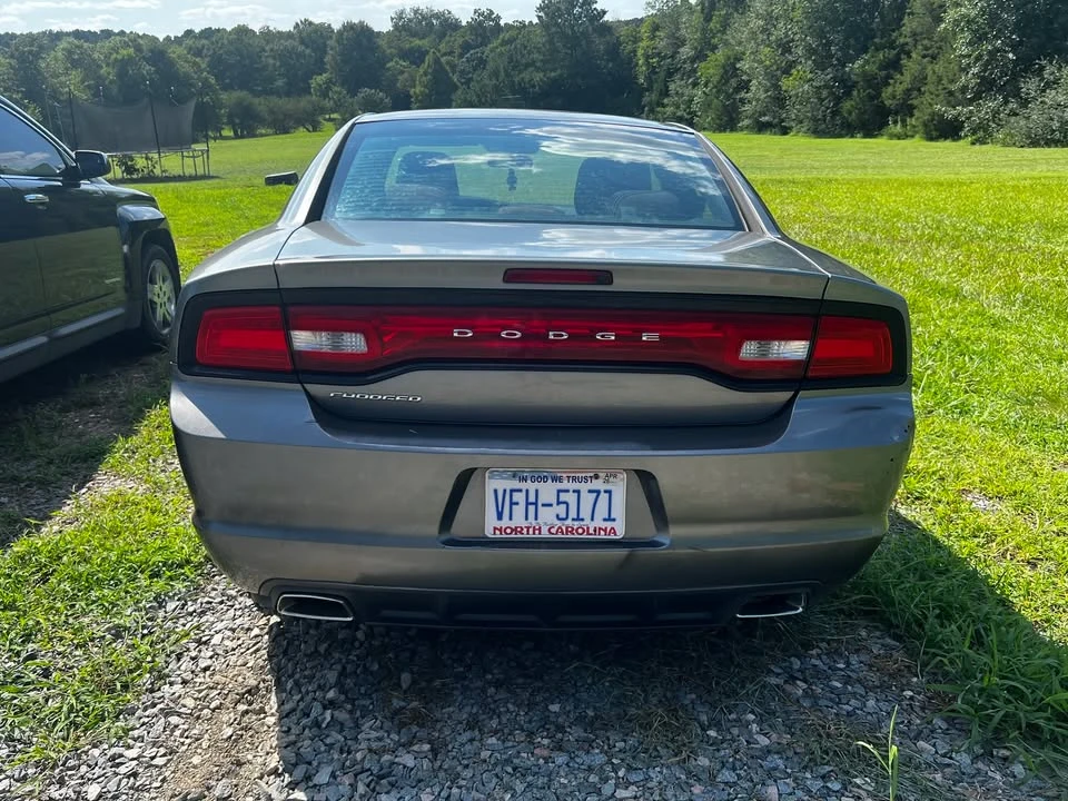 2012 Dodge Charger 7th Gen - Image 5 of 9