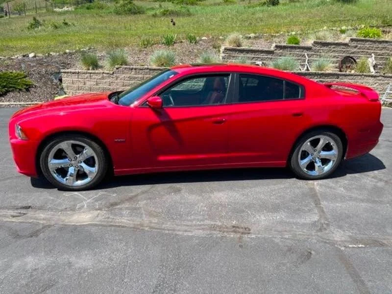 2012 Dodge Charger 7th Gen - Image 6 of 12