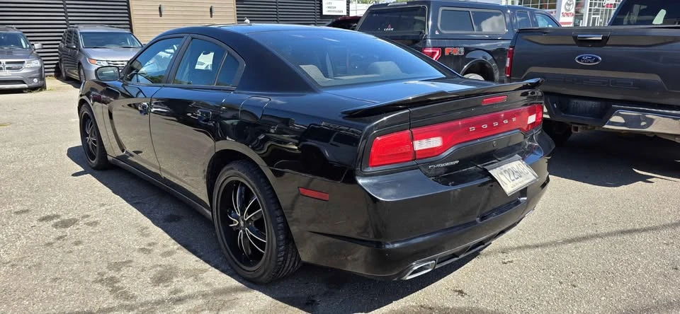 2012 Dodge Charger 7th Gen - Image 2 of 8