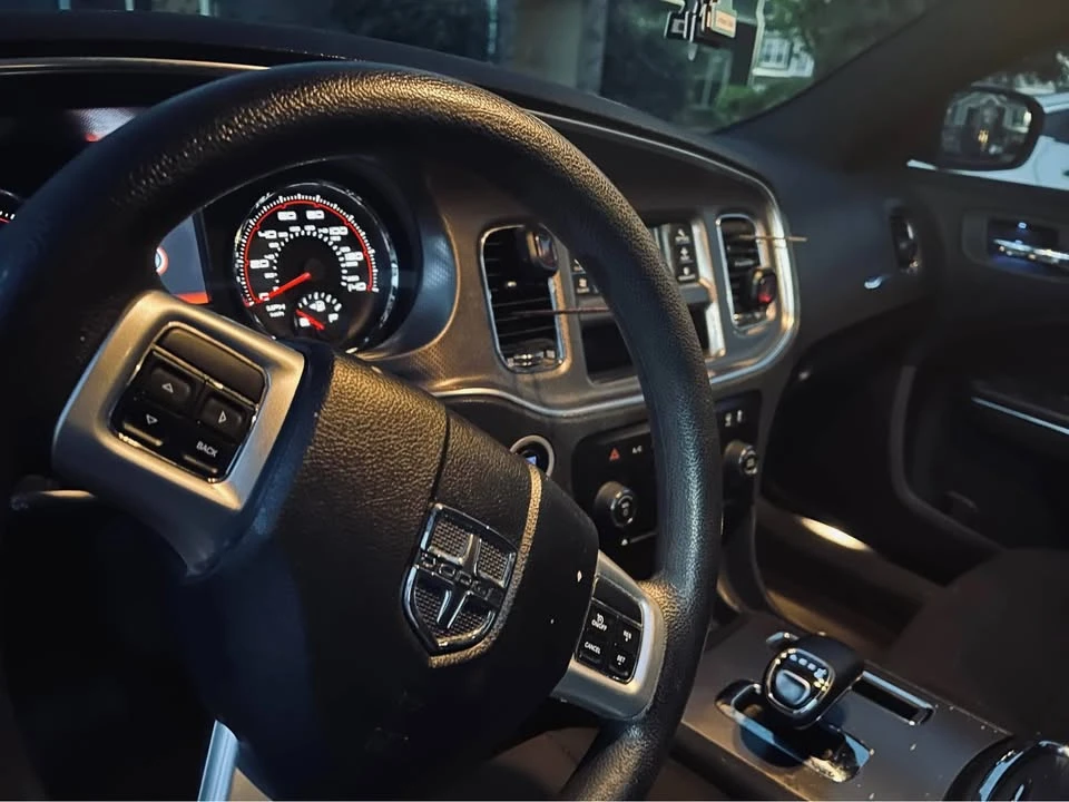 2012 Dodge Charger 7th Gen - Image 4 of 6
