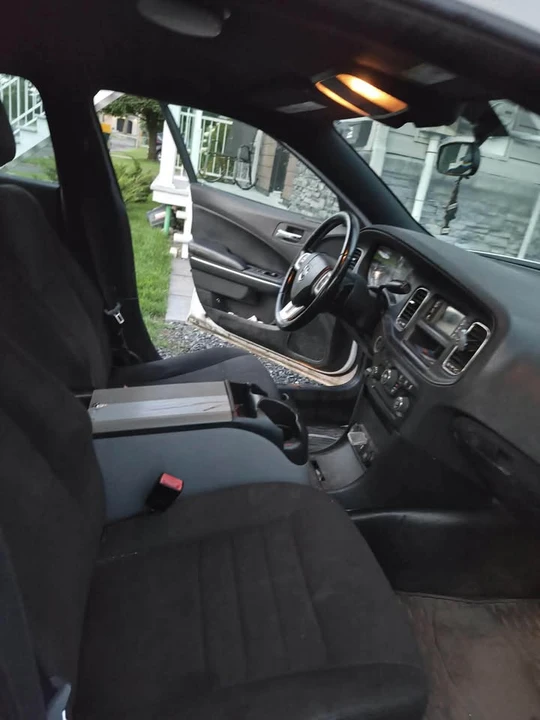 2012 Dodge Charger 7th Gen - Image 5 of 19