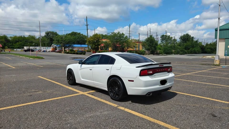 2012 Dodge Charger 7th Gen - Image 3 of 10