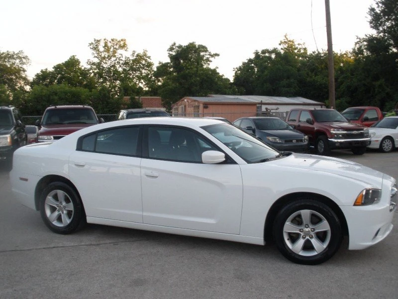 2012 Dodge Charger 7th Gen - Image 3 of 20