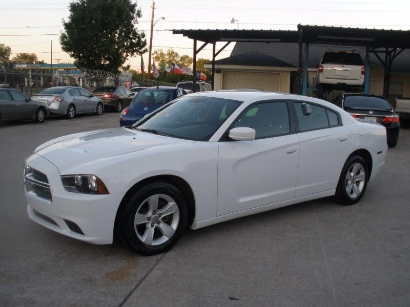 2012 Dodge Charger 7th Gen - Image 12 of 20