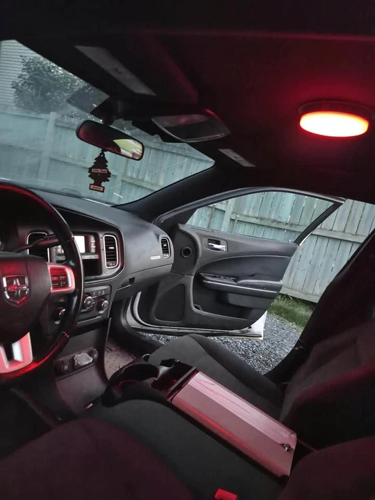 2012 Dodge Charger 7th Gen - Image 8 of 19
