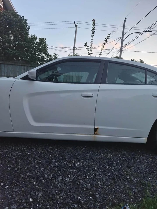 2012 Dodge Charger 7th Gen - Image 17 of 19