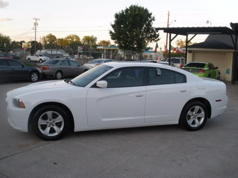 2012 Dodge Charger 7th Gen - Image 11 of 20