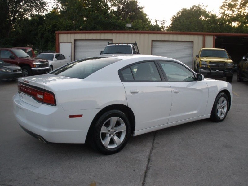 2012 Dodge Charger 7th Gen - Image 5 of 20