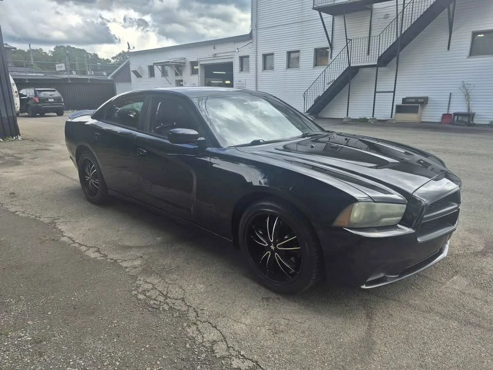 2012 Dodge Charger 7th Gen - Image 2 of 7